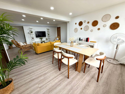 Lucky Plaza (D9), Apartment #572770151